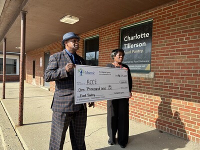 State Senator Jeff Irwin, and State Representive Jimmie Wilson Jr. visit Ypsilanti Tillerson Pantry